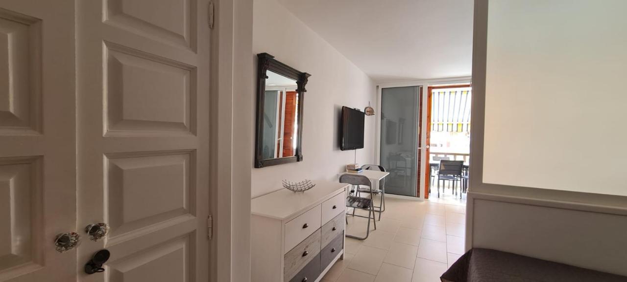 Parque Santiago 3 Studio Apartment Arona  Exterior photo